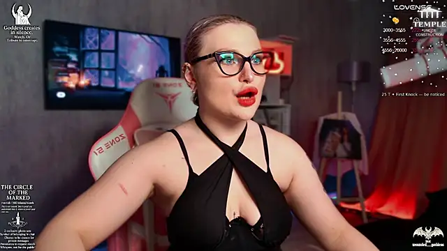 Snapshot of Wounded_Goddess_ chatting on 12/02/25, 03:18 Wounded Goddess online show from 12/02/25, 03:18