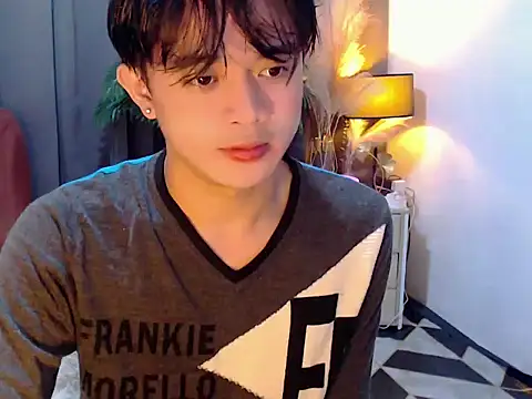 NautyBoyBrazeen 143 online show from 05/27/26, 02:14