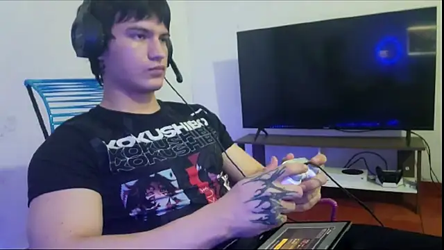 ErickWalton online show from 10/29/25, 05:31