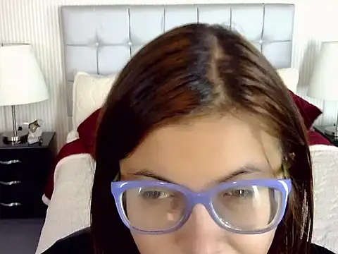 Amber Rouge  online show from 09/23/25, 12:08