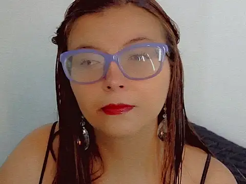 Amber Rouge  online show from 10/25/25, 12:02