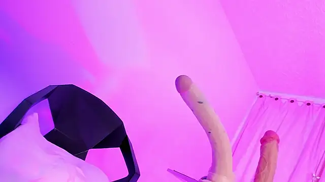 francesca suzett  online show from 10/11/25, 08:07