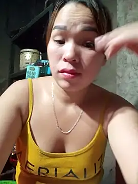 Snapshot of keobong-00 chatting on 10/15/25, 10:43 keobong-00 online show from 10/15/25, 10:43