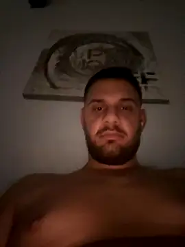 Snapshot of Fabiowe@xh chatting on 10/22/25, 04:35 Fabiowexh online show from 10/22/25, 04:35