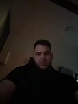 Snapshot of Fabiowe@xh chatting on 02/14/26, 04:20 Fabiowexh online show from 02/14/26, 04:20