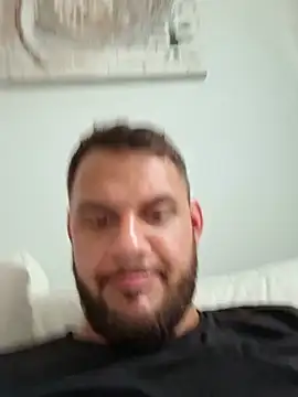 Snapshot of Fabiowe@xh chatting on 06/30/26, 02:18 Fabiowexh online show from 06/30/26, 02:18