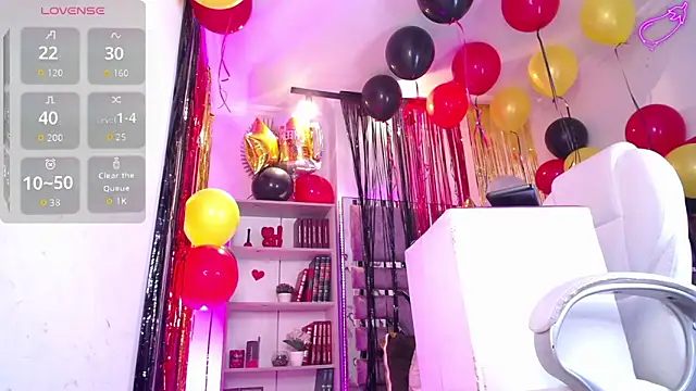 Snapshot of Eva_Walker_ chatting on 09/22/25, 05:20 Eva Walker  online show from 09/22/25, 05:20