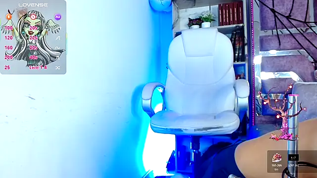 Snapshot of Eva_Walker_ chatting on 10/25/25, 06:21 Eva Walker  online show from 10/25/25, 06:21