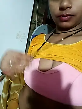 Snapshot of Km_shilpa chatting on 10/14/25, 03:57 Km shilpa online show from 10/14/25, 03:57