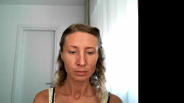 Paevoa online show from 09/18/25, 09:33