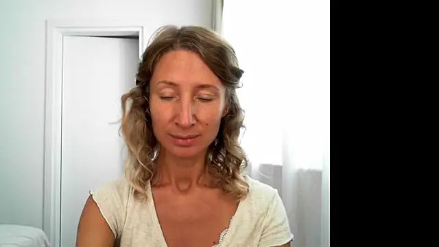 Paevoa online show from 10/03/25, 07:05