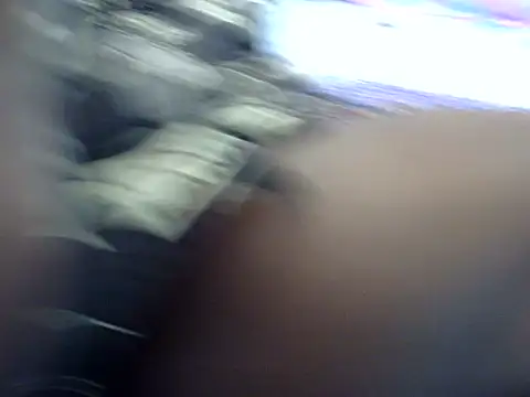 Snapshot of Playroom_queen chatting on 10/16/25, 06:03 Playroom queen online show from 10/16/25, 06:03