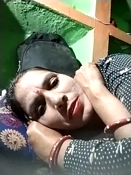 Monika cut online show from 10/28/25, 03:47