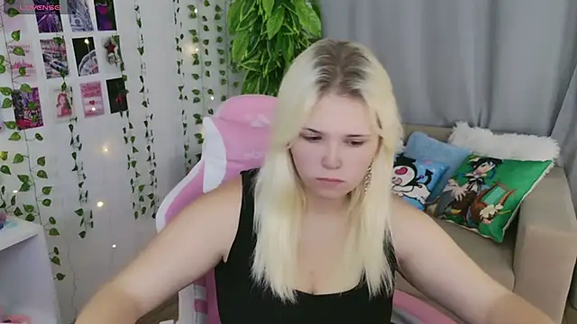 EmillyRogers online show from 09/22/25, 05:31