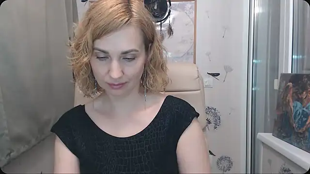 Snapshot of KatrinAlluring chatting on 11/27/25, 05:20 KatrinAlluring online show from 11/27/25, 05:20