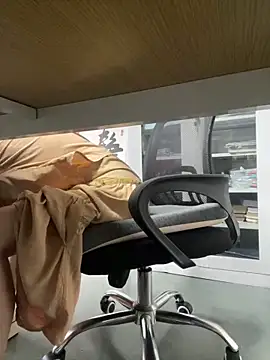 xiaonan- online show from 09/20/25, 12:22