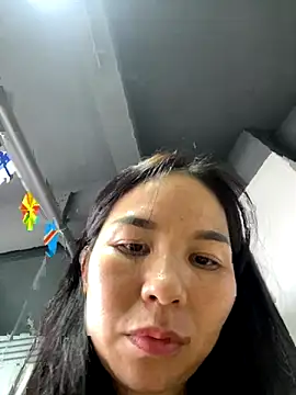 xiaonan- online show from 10/29/25, 06:26