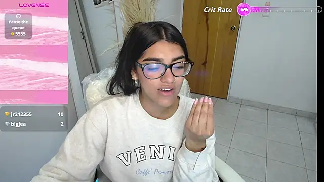 amarasilk  online show from 10/01/25, 10:32