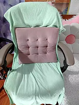 Snapshot of LadyMaiMai chatting on 12/14/25, 02:55 LadyMaiMai online show from 12/14/25, 02:55