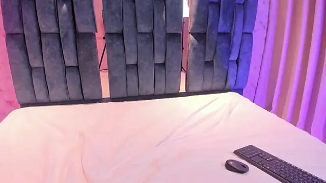VianyLove online show from 09/10/25, 01:11