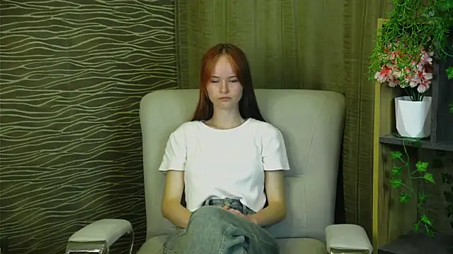 Snapshot of LatoyaPendon chatting on 09/09/25, 12:05 LatoyaPendon online show from 09/09/25, 12:05