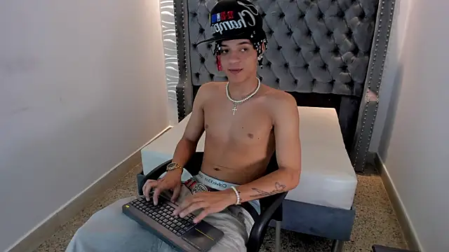 MARSHALL SPENCER online show from 11/11/25, 01:11