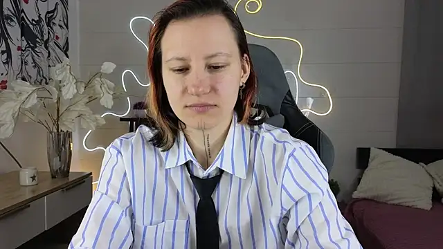 Eva Vilss online show from 09/11/25, 03:23