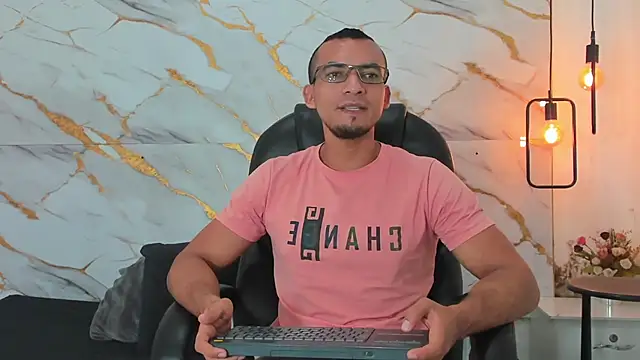 johan miller0 online show from 09/20/25, 11:50