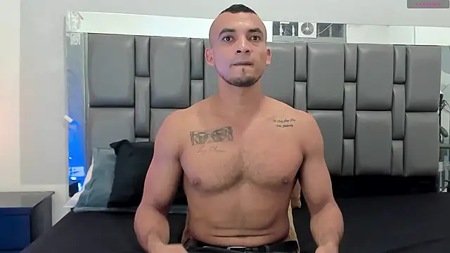 johan miller0 online show from 09/23/25, 12:46