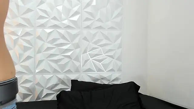 johan miller0 online show from 09/30/25, 01:32