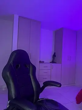 SofiaLust Eup online show from 10/29/25, 03:31