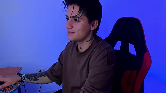 PeytonBox online show from 10/18/25, 12:28