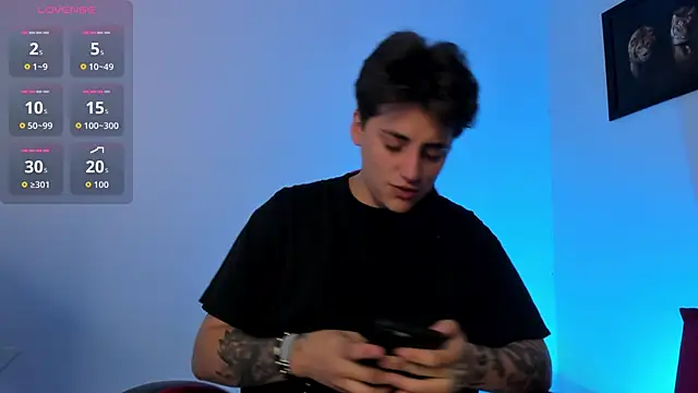 PeytonBox online show from 10/21/25, 01:34