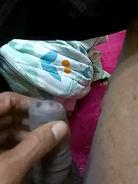 Snapshot of 8133vaibhavh chatting on 09/16/25, 12:44 8133vaibhavh online show from 09/16/25, 12:44