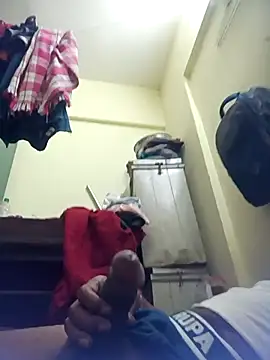 Snapshot of 8133vaibhavh chatting on 10/10/25, 04:39 8133vaibhavh online show from 10/10/25, 04:39