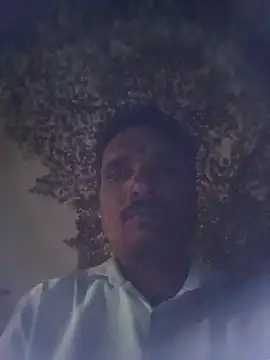 Snapshot of 8133vaibhavh chatting on 10/15/25, 01:22 8133vaibhavh online show from 10/15/25, 01:22