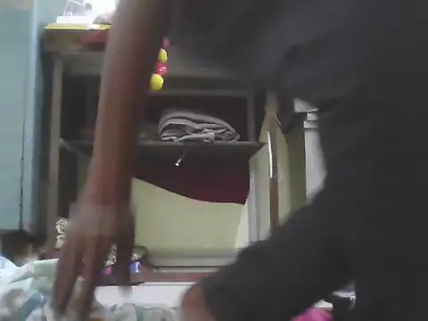 Snapshot of 8133vaibhavh chatting on 10/25/25, 01:46 8133vaibhavh online show from 10/25/25, 01:46