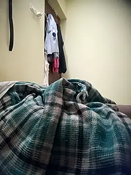 Snapshot of 8133vaibhavh chatting on 11/25/25, 03:23 8133vaibhavh online show from 11/25/25, 03:23