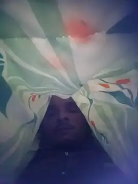 Snapshot of 8133vaibhavh chatting on 12/03/25, 02:04 8133vaibhavh online show from 12/03/25, 02:04