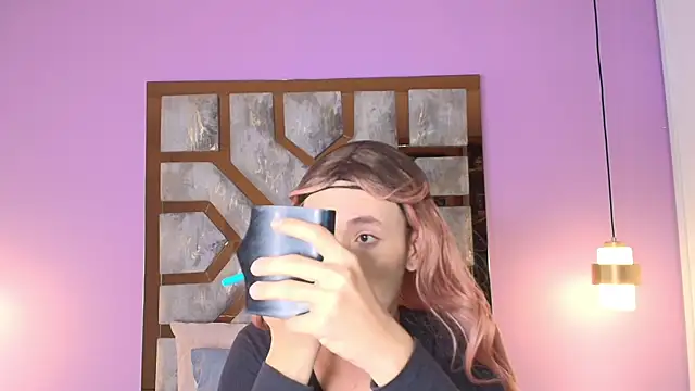 Snapshot of Electra_Gosselin chatting on 09/19/25, 12:06 Electra Gosselin online show from 09/19/25, 12:06