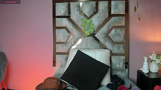 Snapshot of Electra_Gosselin chatting on 07/01/26, 01:29 Electra Gosselin online show from 07/01/26, 01:29