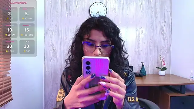 LilyRouset online show from 09/20/25, 12:28