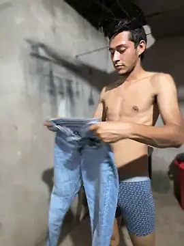 Boy hot- online show from 07/29/26, 05:49