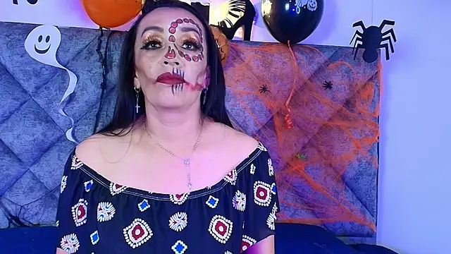 Shantey Laurent online show from 11/01/25, 03:03