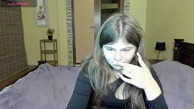 Lilly Jess online show from 10/14/25, 07:14