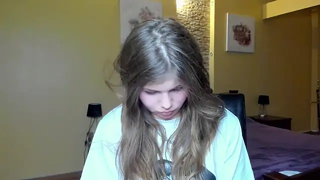 Lilly Jess online show from 11/20/25, 06:18