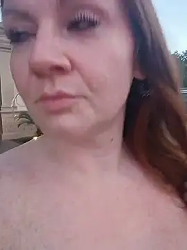 Snapshot of nakedgarbageperson chatting on 06/17/26, 12:29 nakedgarbageperson online show from 06/17/26, 12:29