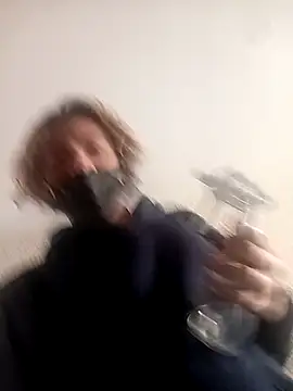 Snapshot of kittymutant99 chatting on 12/03/25, 12:47 kittymutant99 online show from 12/03/25, 12:47