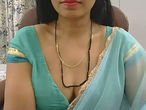 MISS SOMIYA online show from 04/15/26, 08:42