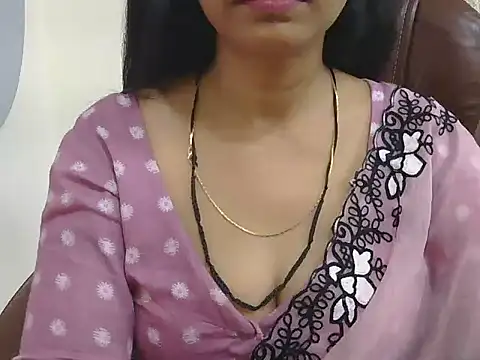 MISS SOMIYA online show from 06/17/26, 04:41